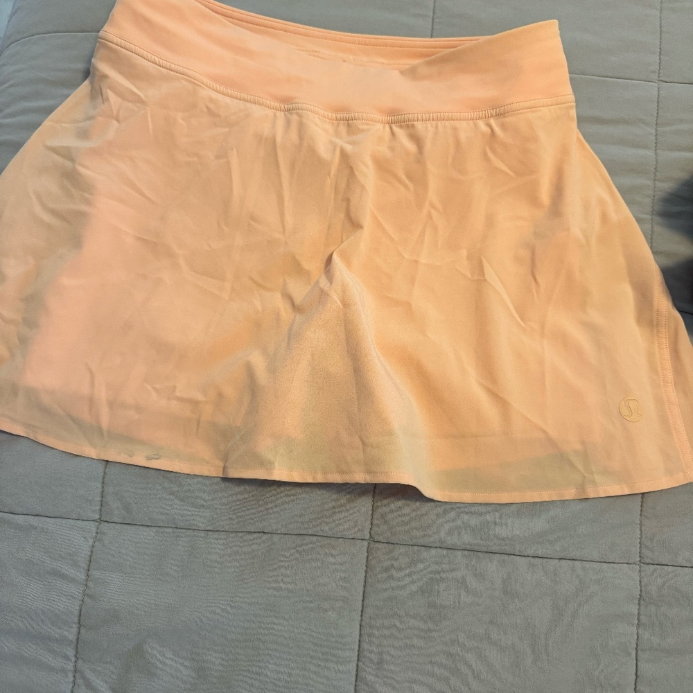 LuLuLemon skort Peach